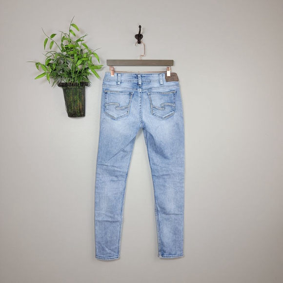 Silver Suki Skinny Jeans Mid Rise Light Blue Jeggings Ripped Knee Stretch 30 10 - Picture 10 of 12